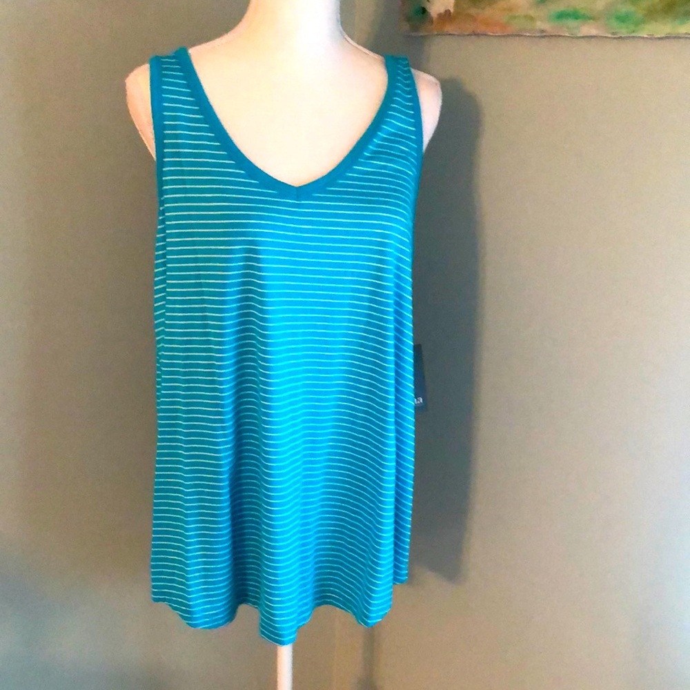 Tank top.